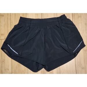 Lululemon Shorts Women 6 Hotty Hot II LR Lined Running 4" Black Gym Yoga LW7ARLT
